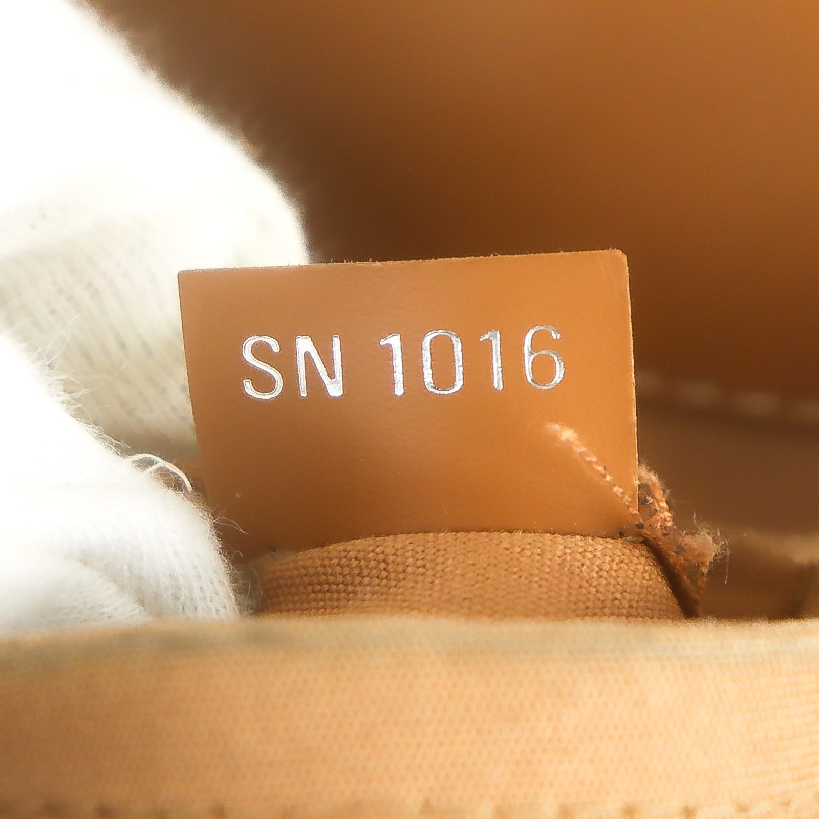 ルイヴィトン エピ パッシィGM キャネル M59251 デートコード2