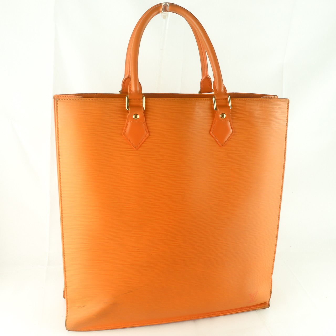 ルイヴィトン エピ サック・プラ マンダリンオレンジ M5908H