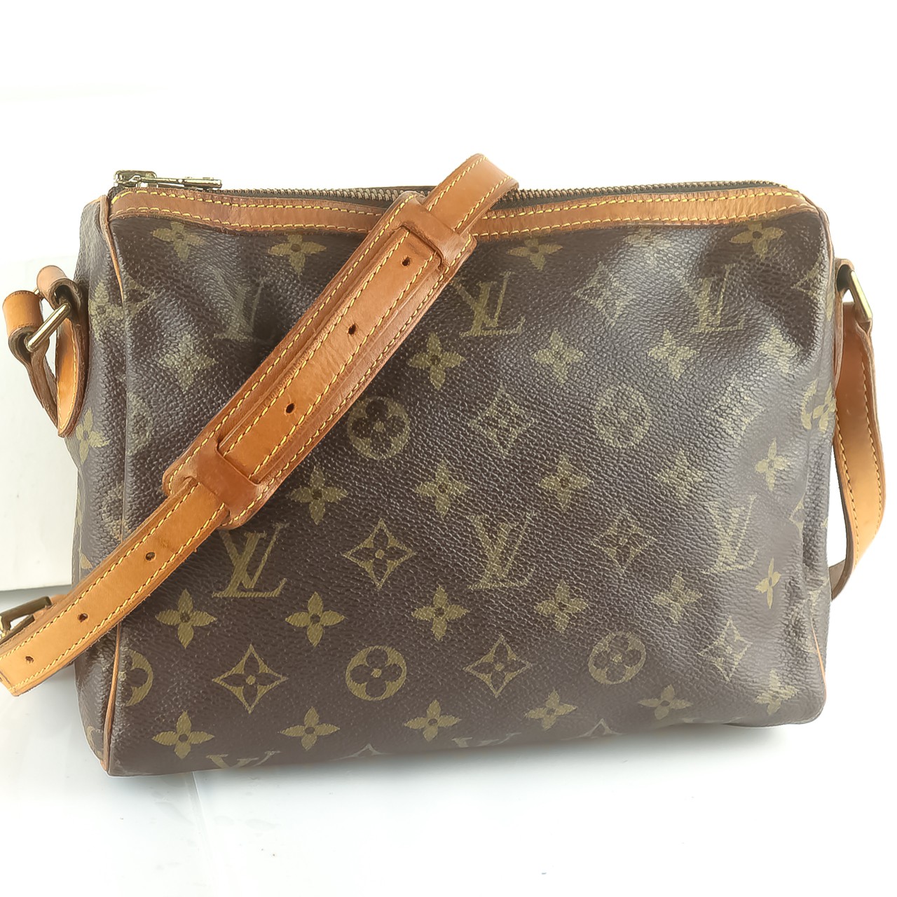 ルイヴィトン モノグラム チュールリー 24cm M51350